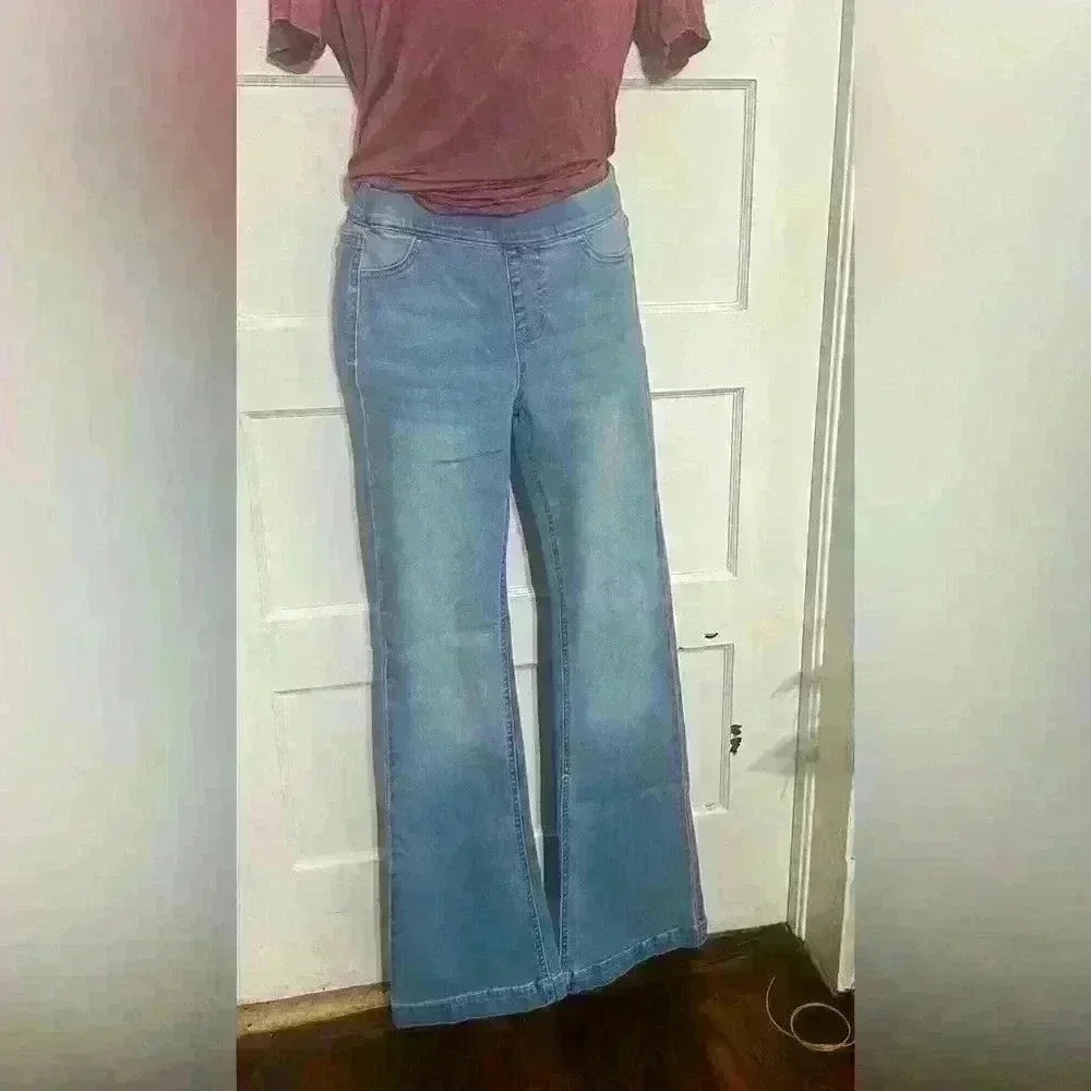 Jellybean Jeans Pull On Bootcut Size Small New